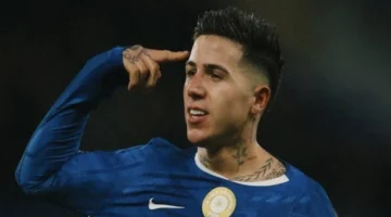 مفاجأة في مدريد.. هل يعرض إنزو فرنانديز خدماته على النادي الملكي؟